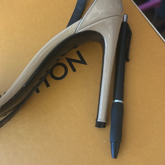 Authentic Louis Vuitton monogram afterglow platform sandals size 7 - Picture 7 of 7